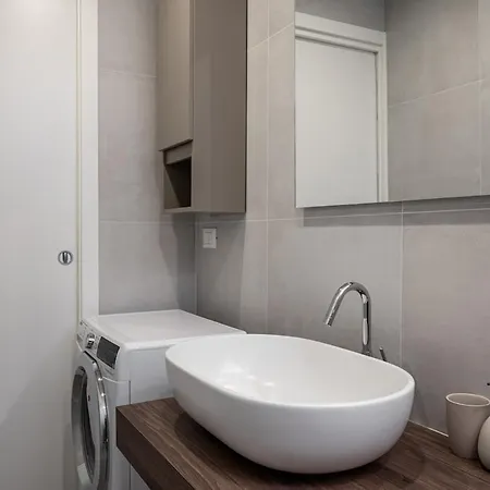 10min Dalle Due Torri, Rifugio Di Design A *